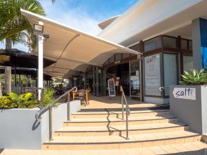 Urangan2 BDR Apt WiFi Pool parking Spa Hervey Bay的相册照片