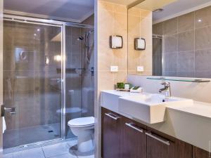 Urangan2 BDR Apt WiFi Pool parking Spa Hervey Bay的相册照片