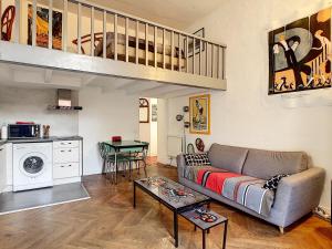 Гостиная зона в Cosy studio Perpignan