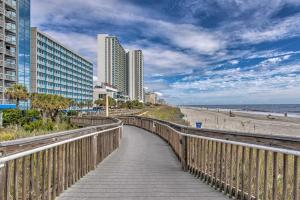 Gallery image of Beachy Condo with Pool Access and Steps to Boardwalk! in Myrtle Beach