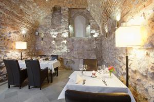 Posedenie v ubytovaní Hotel Unicus Krakow Old Town - Destigo Hotels