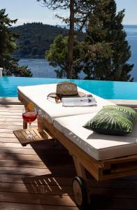 Kolam renang di atau dekat dengan Villa T Dubrovnik - Wellness and Spa Luxury Villa with spectacular Old Town view