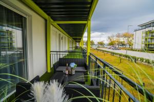 Balkón alebo terasa v ubytovaní MyFlat B-Lake Silver Apartment