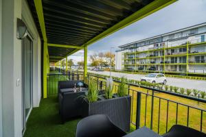 Balkón alebo terasa v ubytovaní MyFlat B-Lake Silver Apartment