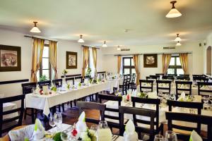 Nápoje v ubytování Naturhotel Schloss Kassegg