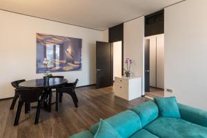 Posezení v ubytování DUPARC Contemporary Suites