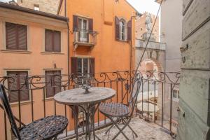 Balkón nebo terasa v ubytování Corte Realdi Suites Piazza Erbe
