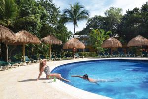 Bazén v ubytování Riu Lupita - All Inclusive nebo v jeho okolí