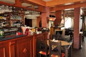 Ο χώρος του lounge ή του μπαρ στο Spartak Family Hotel