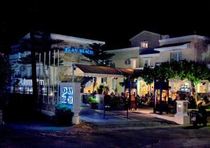 Fotografie z fotogalerie ubytování Jo An Beach Hotel v destinaci Adelianos Kampos
