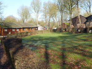 gîte superéquipé en Ardenne belge室外花園