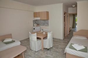 Fotografie z fotogalerie ubytování Jo An Beach Hotel v destinaci Adelianos Kampos