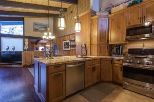 Gallery image of Chateau Sans Nom #17 in Mammoth Lakes