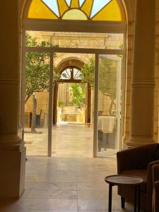 Posezení v ubytování Palazzo Pisani Malta Boutique and SPA