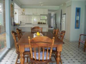 Køkken eller tekøkken på Blairgowrie Relaxation + 7 billeder