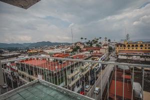 Nespecifikovaný výhled na hory nebo výhled na hory při pohledu z hotelu