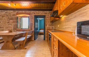 Kuchyňa alebo kuchynka v ubytovaní Apartment Porat