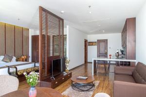 Dapur atau dapur kecil di Dong Duong Hotel & Suites - Afternoon Tea Inclusive - Very Central