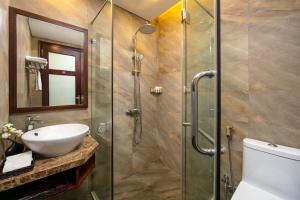 Vannituba majutusasutuses Midori Boutique Hotel