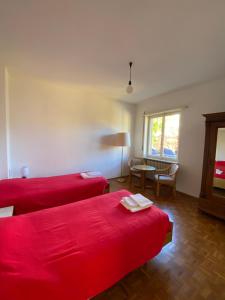 Tempat tidur dalam kamar di Cube 3A Flat