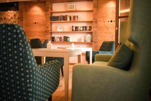 Fotografie z fotogalerie ubytování SeeHotel Wassermann v destinaci Seebruck