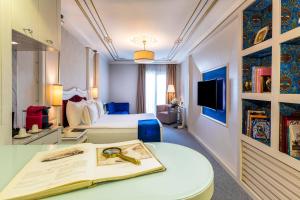 Ruang duduk di Hotel Amira Istanbul