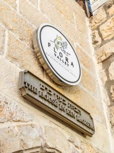 Certifikát, hodnocení, plakát nebo jiný dokument vystavený v ubytování Flora Valley Boutique Hotel