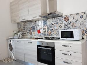 Nhà bếp/bếp nhỏ tại Your Lovely Nest in Como