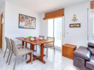 Fotografie z fotogalerie ubytování Apartment L'Olivar II by Interhome v destinaci Llança + 13 fotografií