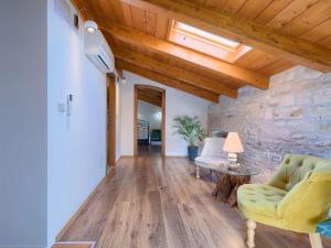 Posedenie v ubytovaní Holiday Home Juste & Roza by Interhome