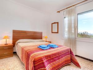 Posteľ alebo postele v izbe v ubytovaní Apartment Villa Cordoba-2 by Interhome