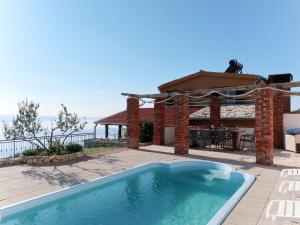Bazén v ubytovaní Holiday Home Kilo by Interhome alebo v jeho blízkosti
