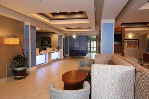 The lobby or reception area at Holiday Inn Express Hotel & Suites Ashland, an IHG Hotel