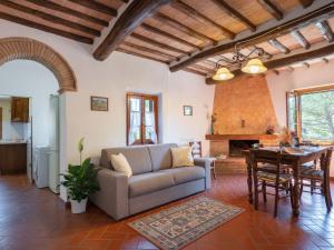 Χώρος καθιστικού στο Holiday Home Il Sangiovese by Interhome