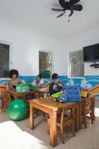 Děti v ubytování Riu Palace Cabo San Lucas - All Inclusive