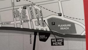 eine Zeichnung einer Straßenkarte in der Unterkunft Alexander Hotel in Blackpool