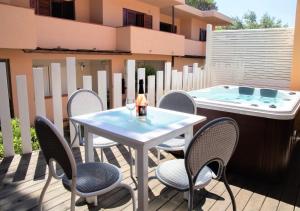 Balkón alebo terasa v ubytovaní Tuscany Hotel Alle Dune