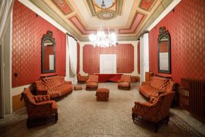 A seating area at Palazzo Introna