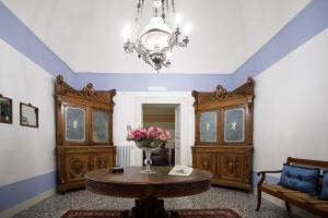 A seating area at Palazzo Introna