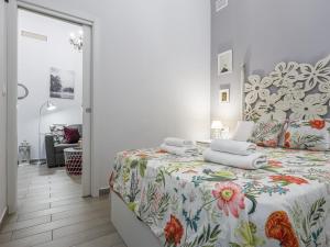 Postel nebo postele na pokoji v ubytování Caños de carmona Sevilla Centro