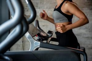 Fitness centrum a/nebo fitness zařízení v ubytování DUPARC Contemporary Suites