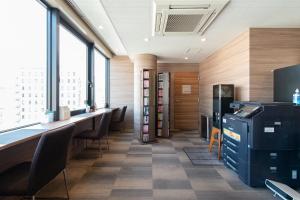 Kuchyň nebo kuchyňský kout v ubytování Tabist Hotel Smart Sleeps Oita Station