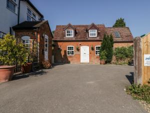 Gallery image of The Cottage in Salisbury