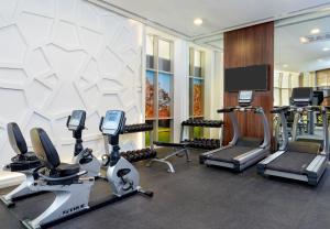 Pusat kecergasan dan/atau kemudahan kecergasan di Best Plaza West Bay Hotel