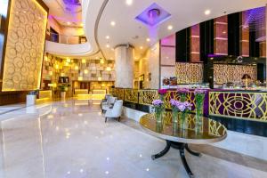 Restoran atau tempat lain untuk makan di Best Plaza West Bay Hotel