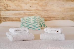 A bed or beds in a room at Finca El Clos