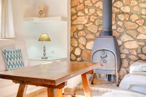A seating area at Finca El Clos