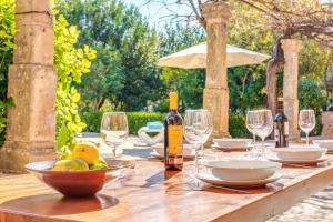 Finca El Clos italokat is kínál