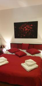 Ένα ή περισσότερα κρεβάτια σε δωμάτιο στο Emma apartament