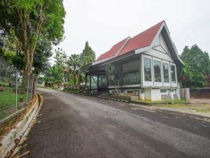 Afbeelding uit fotogalerij van Collection O 89999 Hotel Bumi Kedaton Resort in Lampung